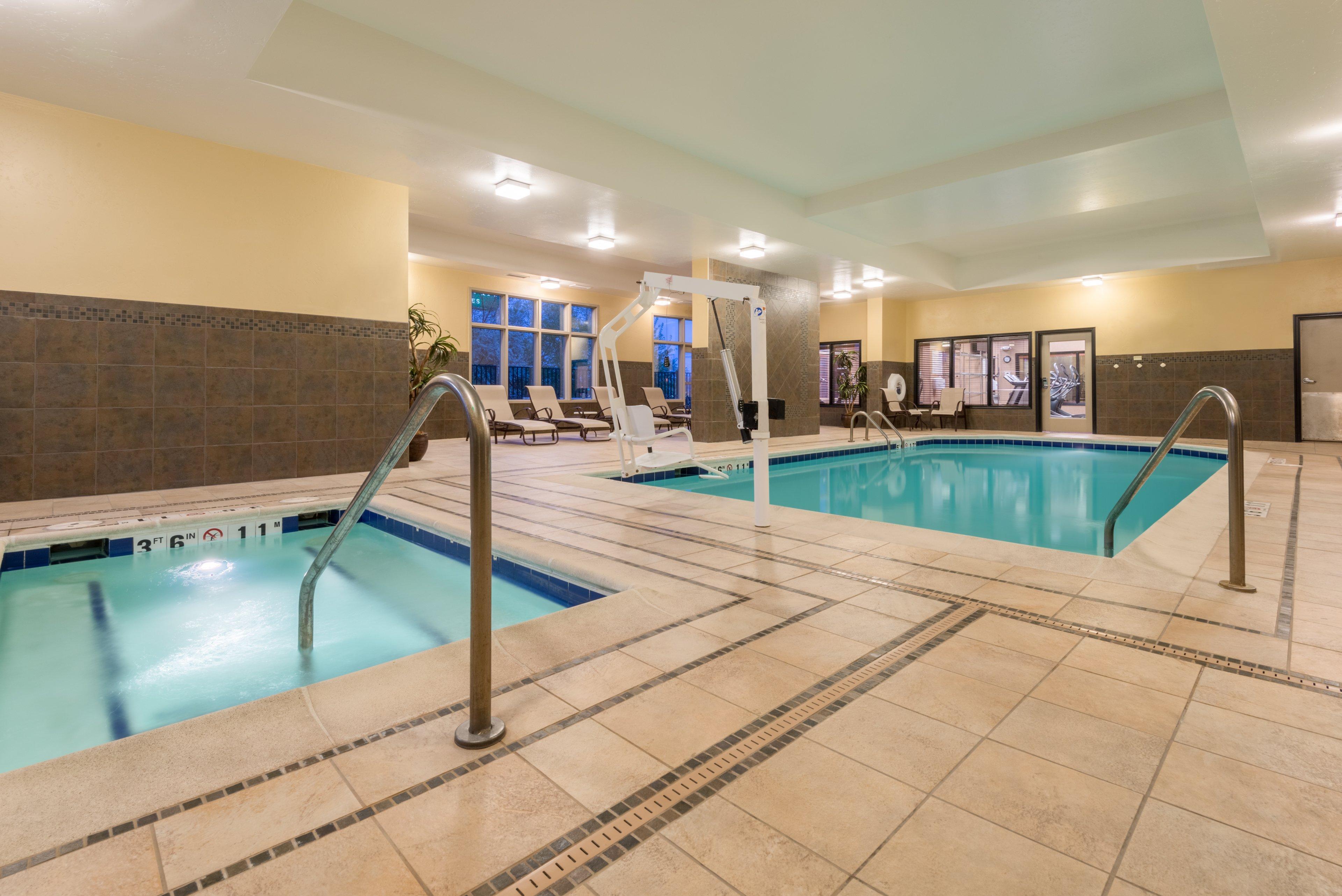Holiday Inn Hotel & Suites Grand Junction-Airport By Ihg Exterior foto