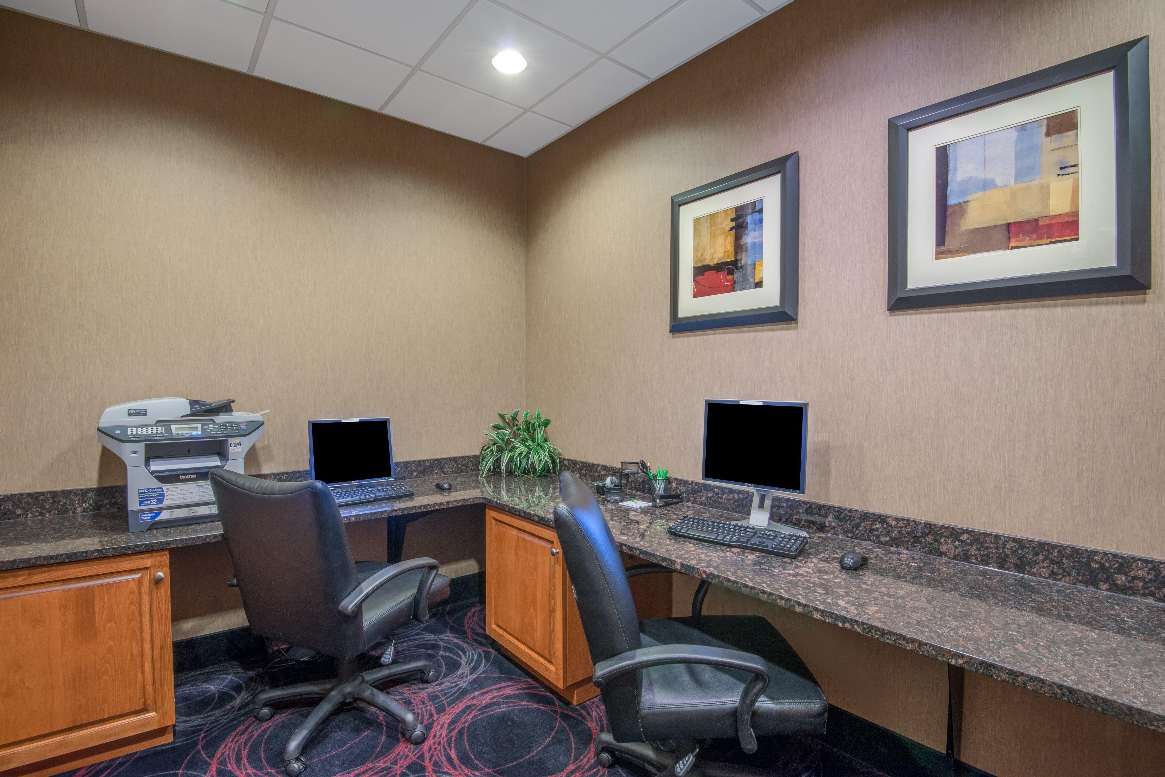 Holiday Inn Hotel & Suites Grand Junction-Airport By Ihg Exterior foto